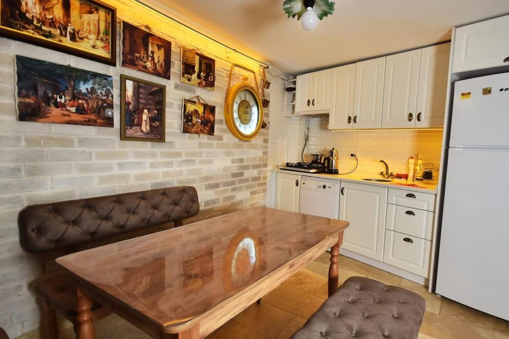Bonjour Suit Private Triplex Apartment Истанбул Екстериор снимка